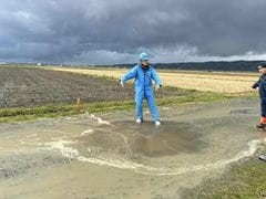 パイプライン破損による漏水